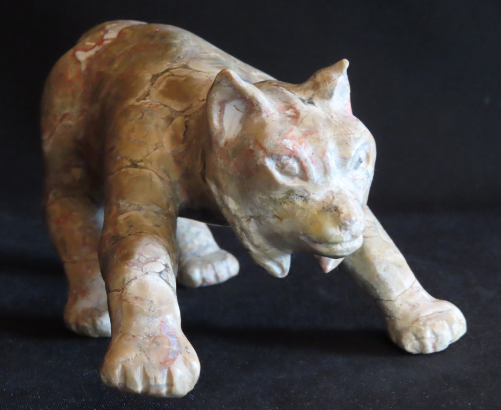 «Terre» sculpture en pierre de serpentine noire du Québec 8 po x 8 po x 8 po décembre 2015